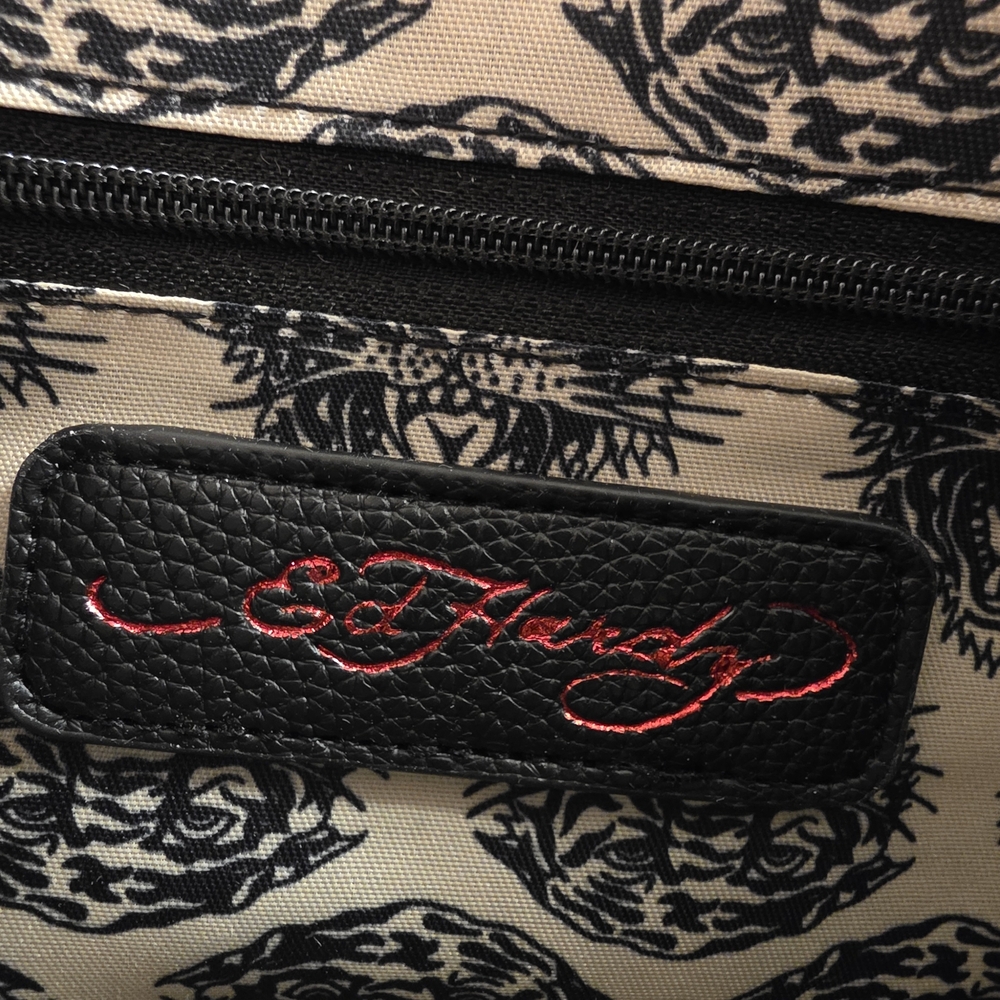 Ed Hardy Pink Skull Floral Hearts Women's Bag Satchel Crossbody NWT Retail $99 - Picture 11 of 16